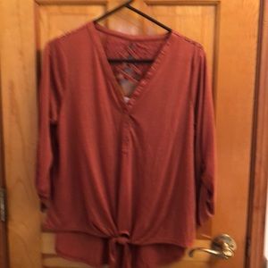 Rust colored tie knot top with lace back